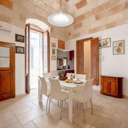 Casa Tino Aparthotel 4*