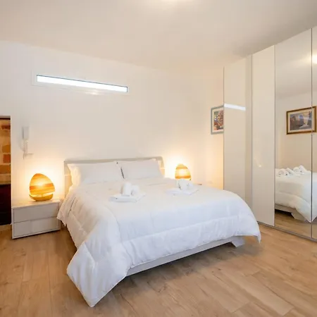 Casa Tino Apartmanhotel 4*