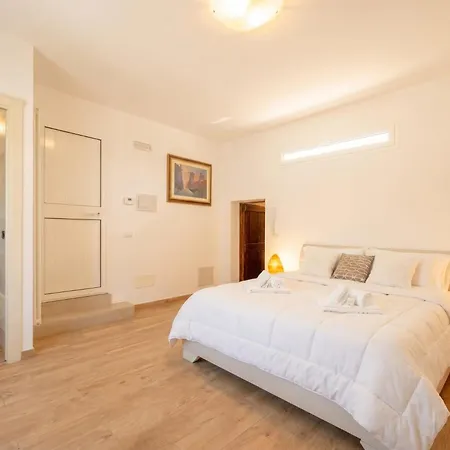 Casa Tino Aparthotel 4*